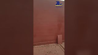 منظر داخلي لعربة 1520 مفتوحة مع أبواب تفريغ سفلية